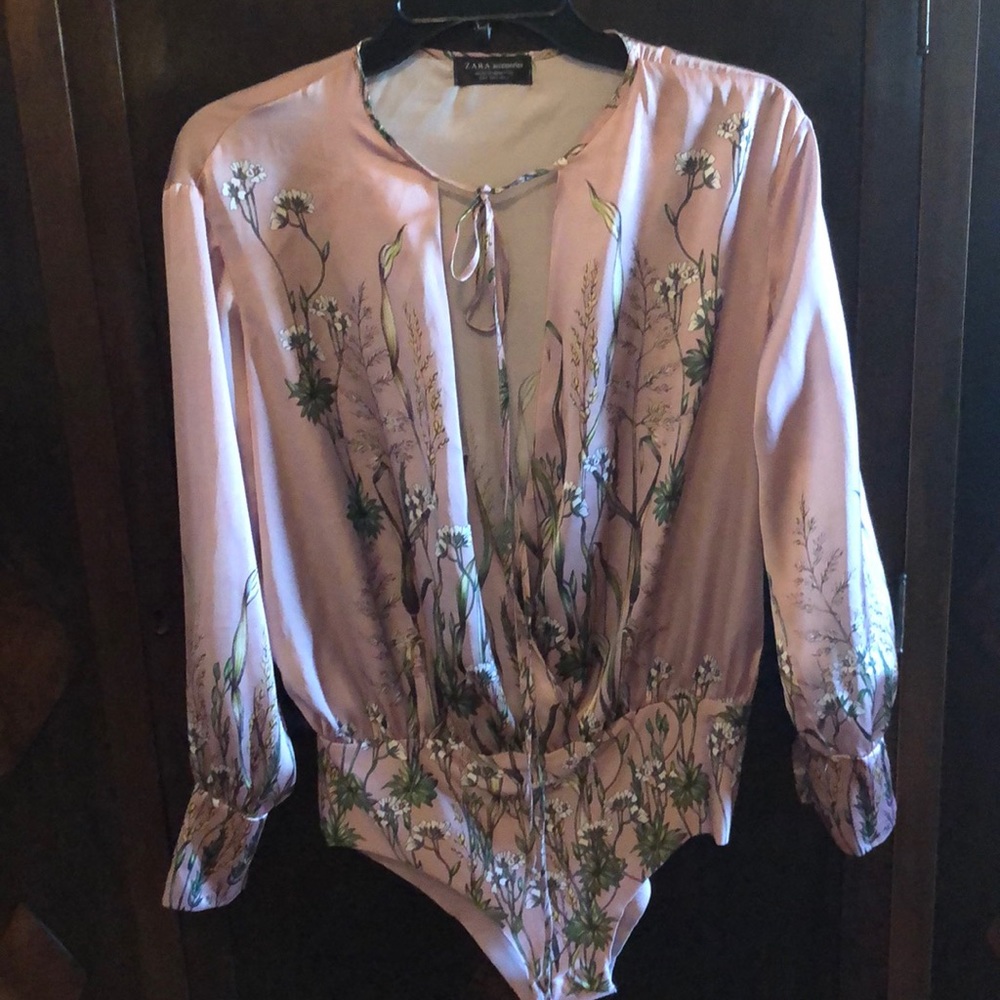 ZARA CELEB FAV BEAUTIFUL SILKY SURPLUS BODYSUIT